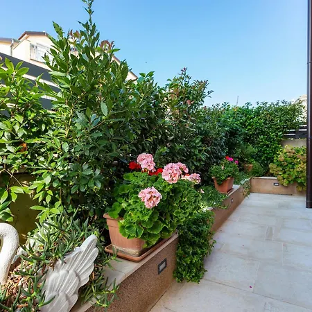 Schoene Nr,1 Apartment Funtana